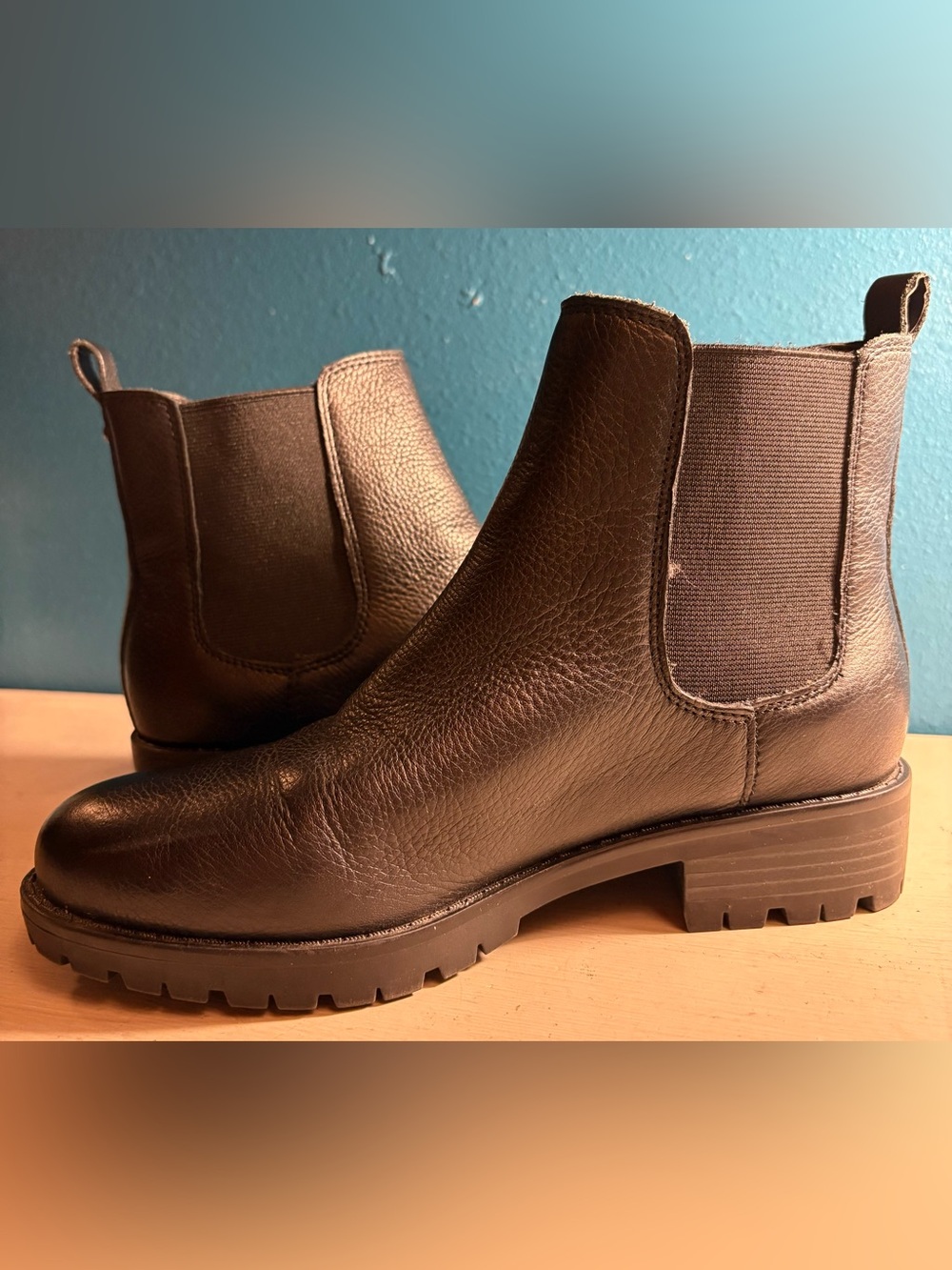 Nine West Black Slip-on Leather Boots w Pull Tab and Elastic Goring On Sides 6.5